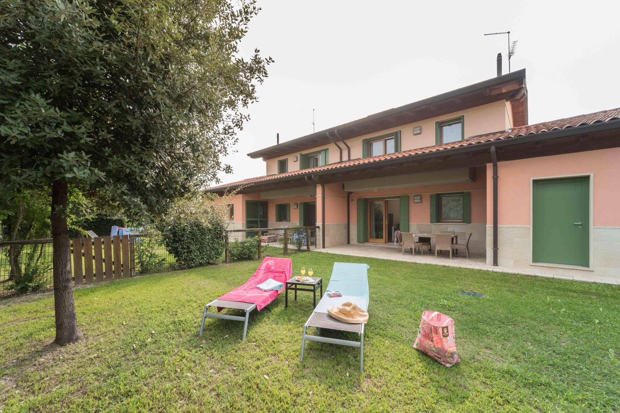 Hotel Village Eco 4*